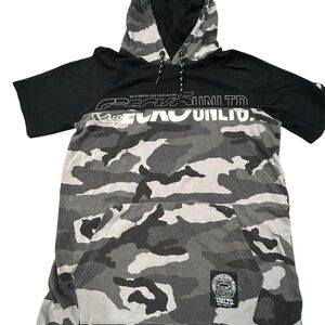 Ecko Unlimited Black and Gray Logo‎ Half Sleeve Hoodie S